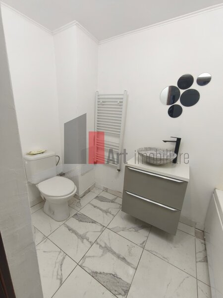 Giulesti, casa 4 camere.